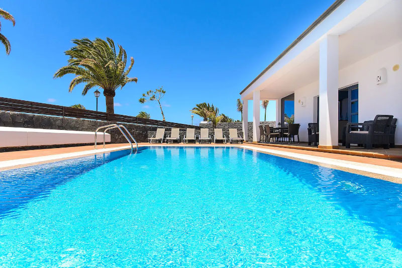 location villa lanzarote avec piscine privée